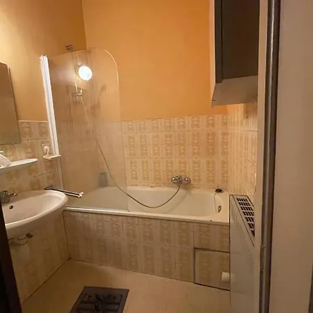 Apartment Cozy In Flat And Close To The Center *